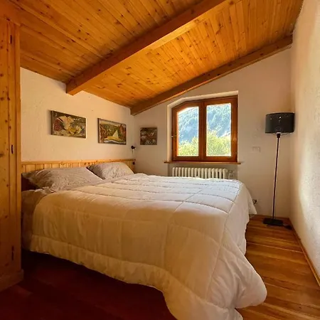 Accogliente In Mansarda 쿠르마예