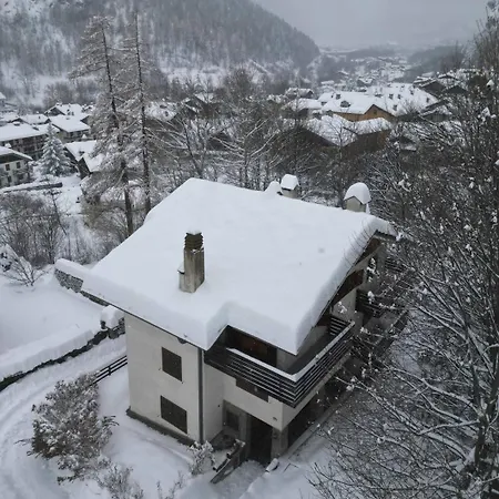 Accogliente In Mansarda Apartment Courmayeur